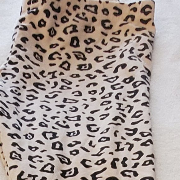 Animal Print Girl's Leggings Size 8 - Picture 1 of 2